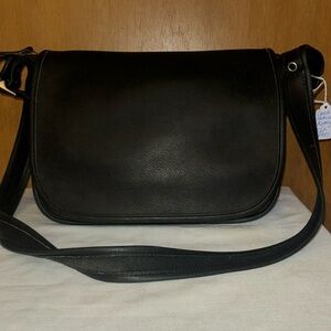 Vintage Coach Black leather Patricia Legacy saddle bag. E1P-9951 - May 2001